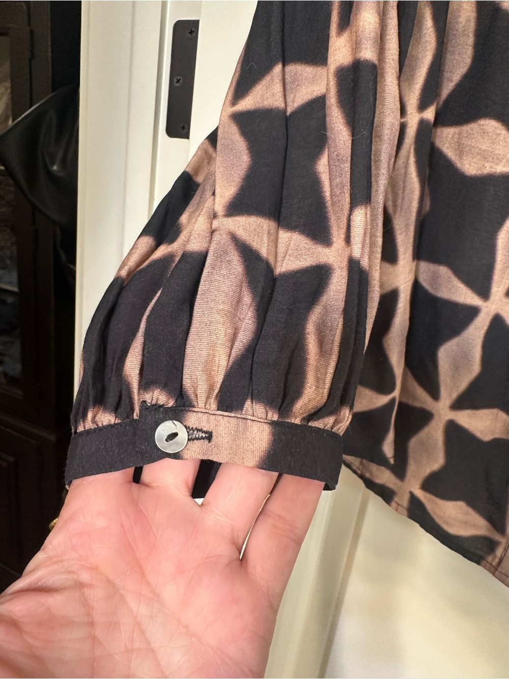 Abstract Geometric Button-Up Blouse in Tan/Brown & Black - Picture 12 of 13